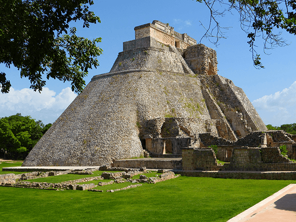 Fotomurali : Piramide indovino Maya, Uxmal