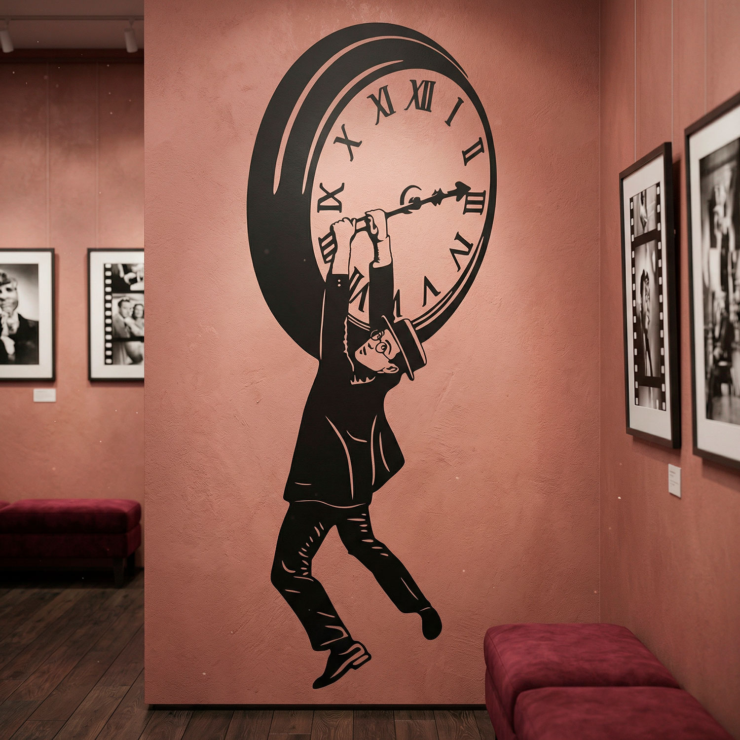 Adesivi Murali: Harold Lloyd appeso all'orologio