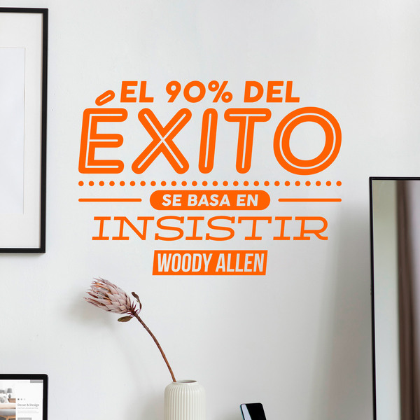 Adesivi Murali: El 90% del éxito - Woody Allen