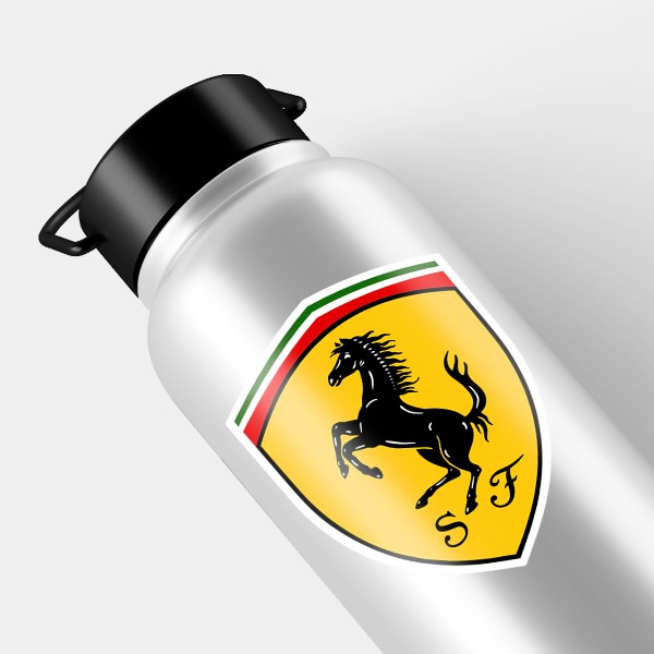 Adesivi per Auto e Moto: Logo Ferrari in Colori Vibranti