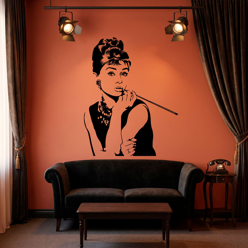 Audrey Hepburn 2/11