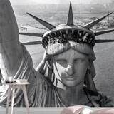 Fotomurali : La Statua della Libertà si affaccia 2