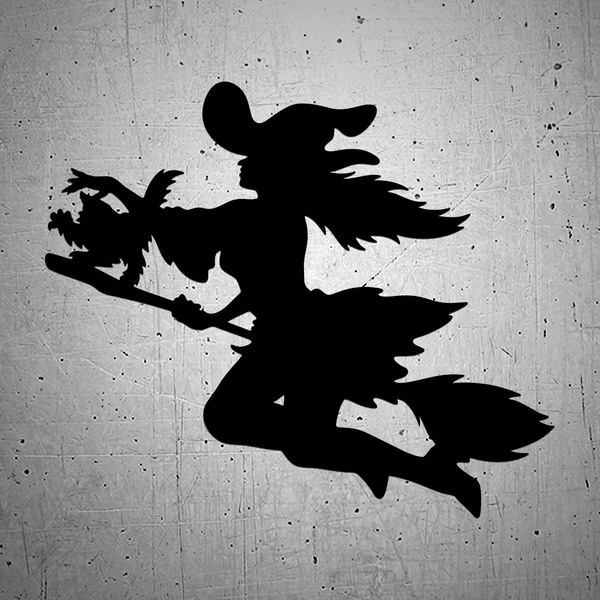 Strega volante sulla scopa 2/2