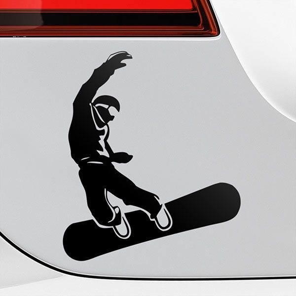 Snowboarder in salto 0