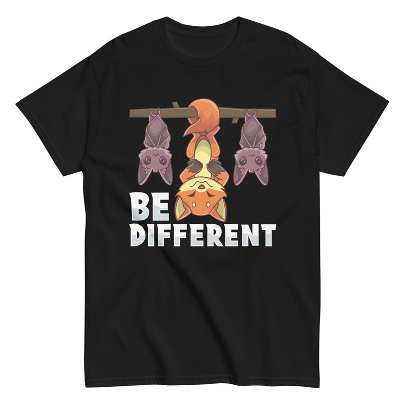 Magliette: Maglietta Be Different con volpe e pipistrelli