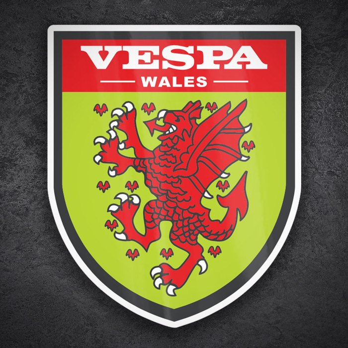 Adesivi per Auto e Moto: Vespa Drago Rosso del Galles